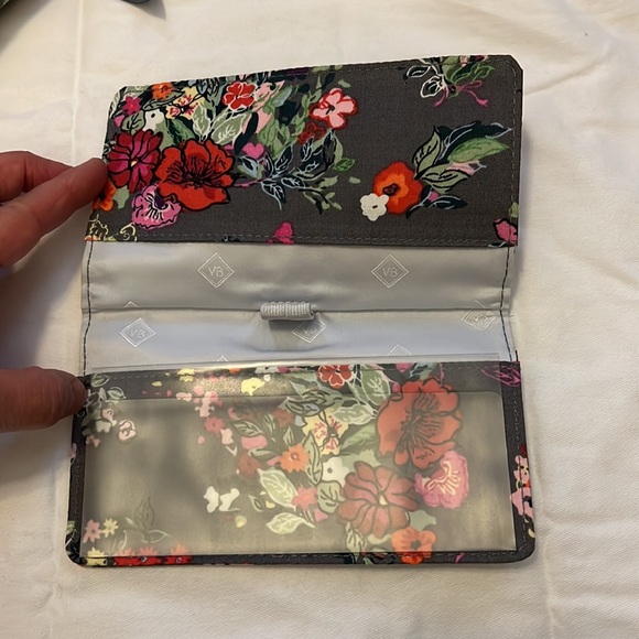 Vera Bradley wallet and accessories - Picture 6 of 9